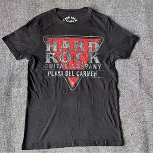 Hard Rock Cafe Black and Red T-Shirt